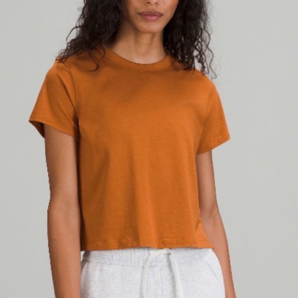 Lululemon Athletica Rust Short Sleeve Tee